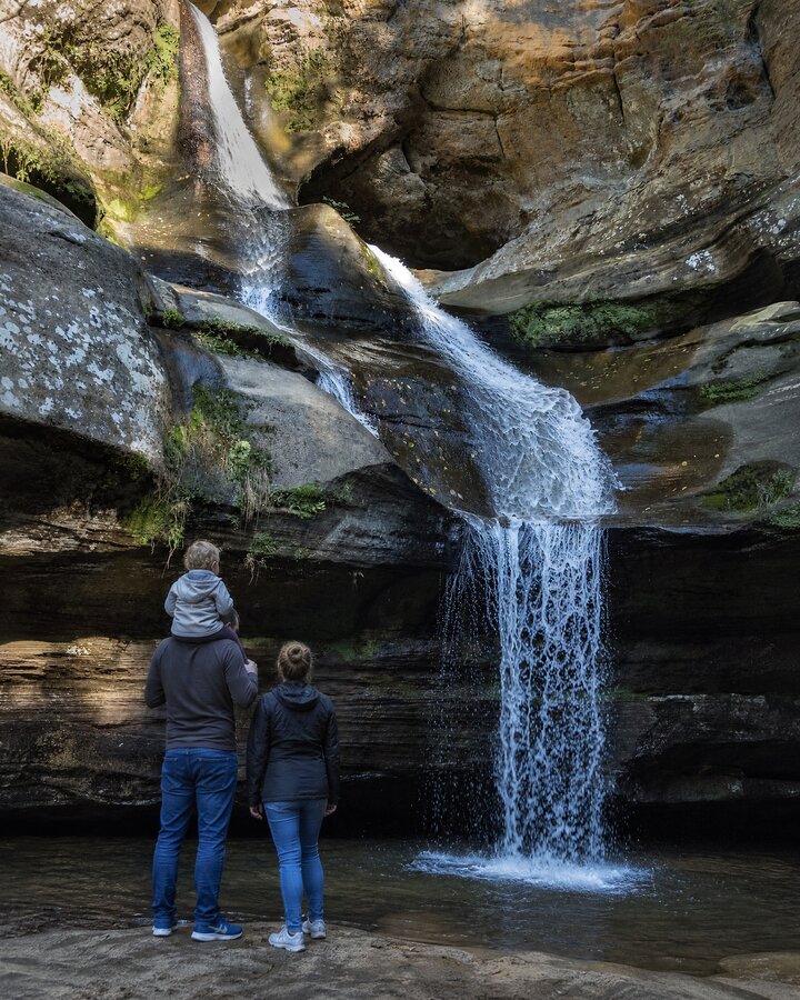 A family at the Cedar Falls pool